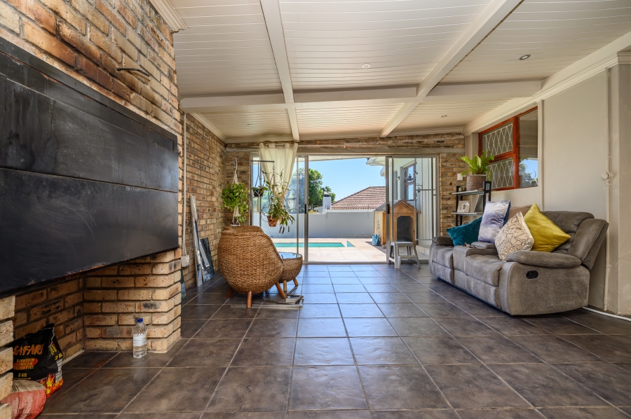 3 Bedroom Property for Sale in Humewood Eastern Cape